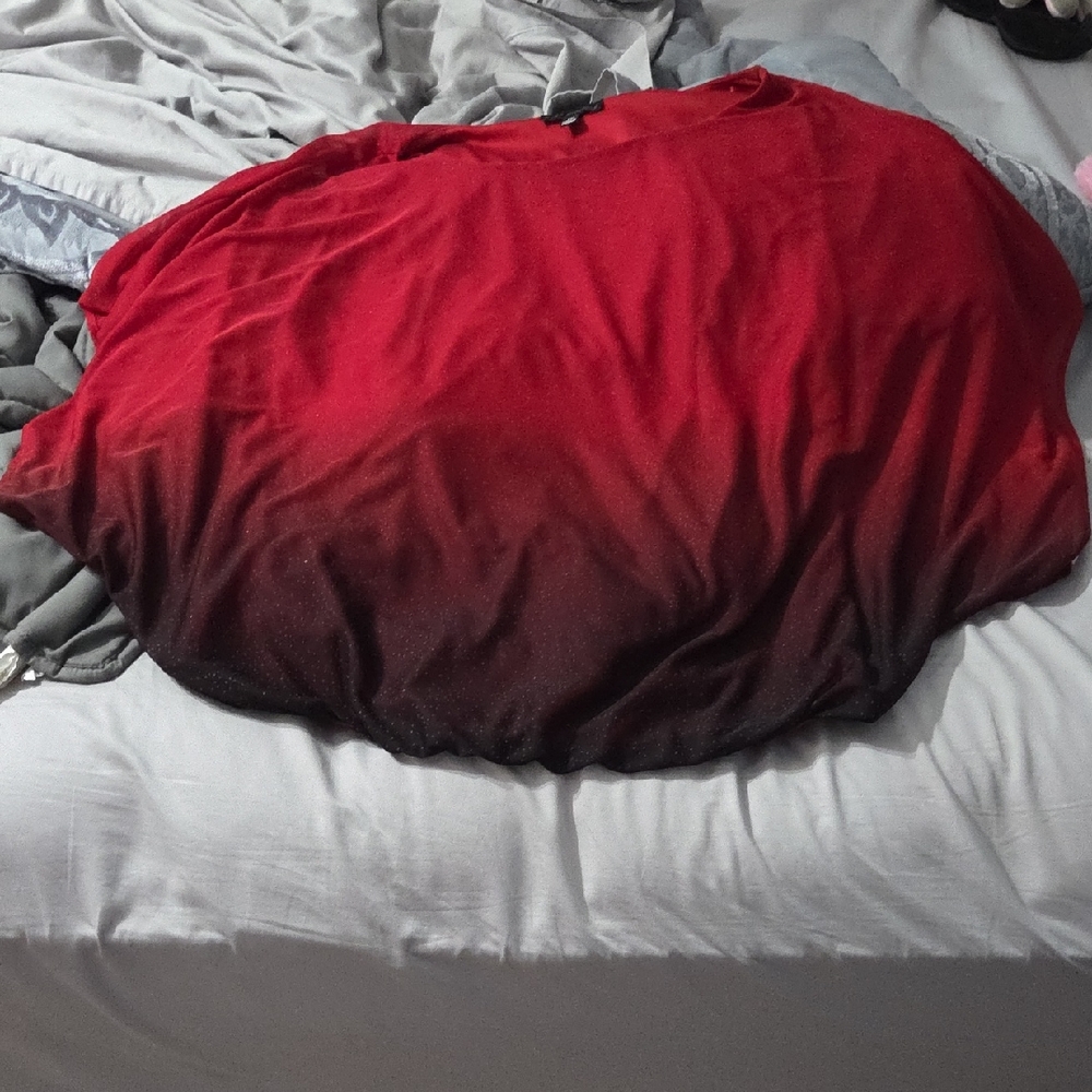 Sara Michelle Red and Black Ombre Blouse